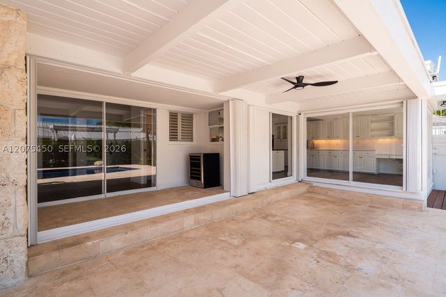669 S Mashta Dr, Key Biscayne, FL 33149