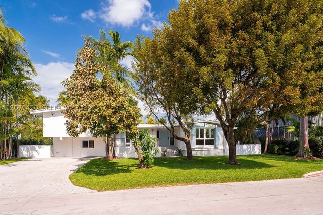 669 S Mashta Dr, Key Biscayne, FL 33149