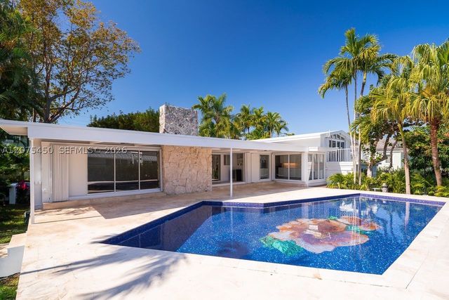 669 S Mashta Dr, Key Biscayne, FL 33149