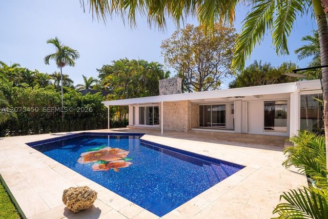 669 S Mashta Dr, Key Biscayne, FL 33149