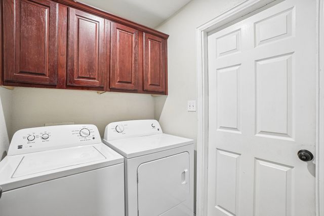 229 S Lakeview Drive, Lake Dallas, TX 75065