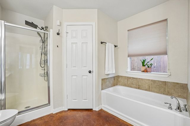229 S Lakeview Drive, Lake Dallas, TX 75065
