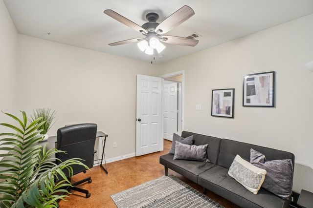 229 S Lakeview Drive, Lake Dallas, TX 75065