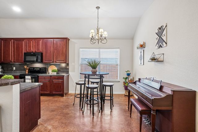 229 S Lakeview Drive, Lake Dallas, TX 75065
