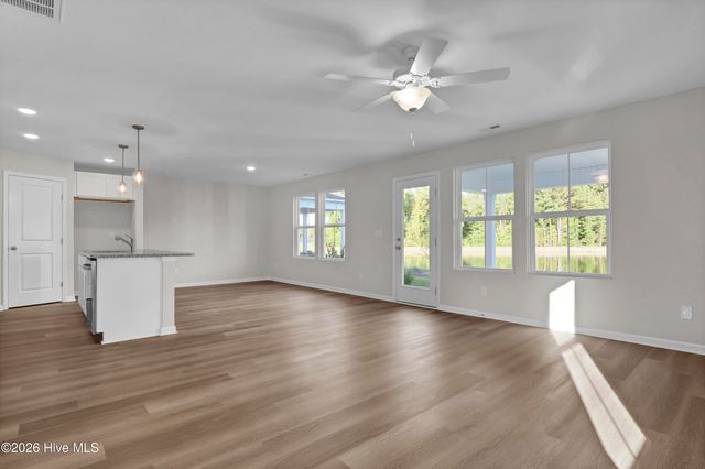 34 E Pioneer Way 72, Hampstead, NC 28443