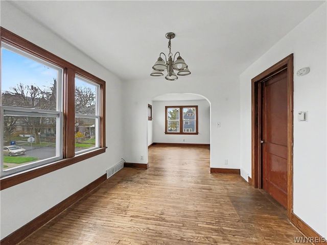 66 California Street, Buffalo, NY 14213