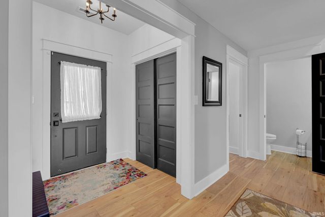 526 E Lucy Lane, Ellettsville, IN 47429