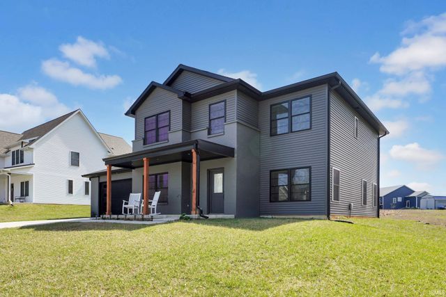 526 E Lucy Lane, Ellettsville, IN 47429