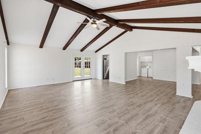 6106 Laredo Court, Granbury, TX 76049