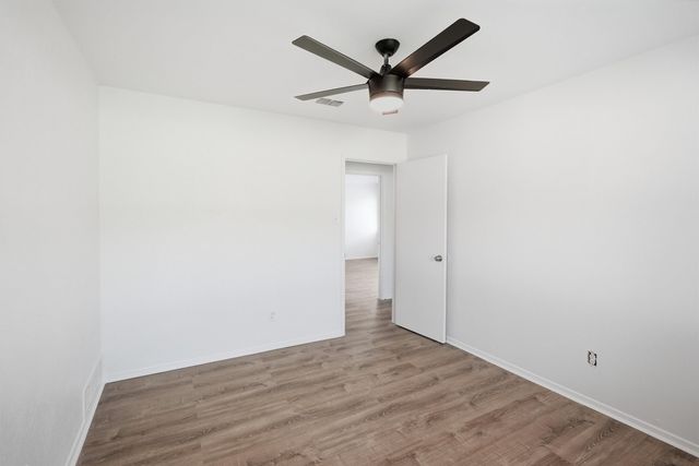 6106 Laredo Court, Granbury, TX 76049