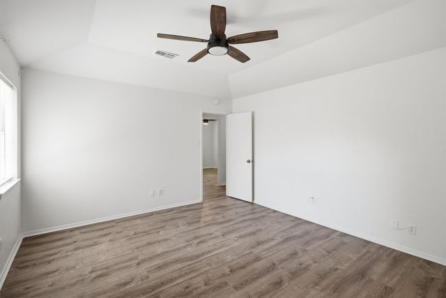 6106 Laredo Court, Granbury, TX 76049