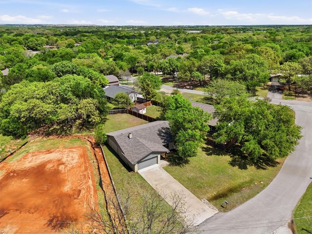6106 Laredo Court, Granbury, TX 76049