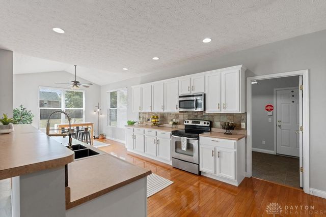 9159 Glenridge Boulevard, Clearcreek Twp, OH 45458