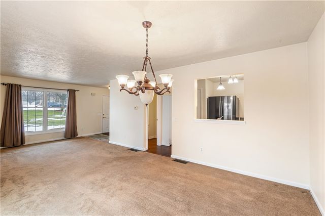 111 Dessie, Henrietta, NY 14586