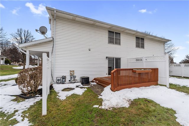 111 Dessie, Henrietta, NY 14586