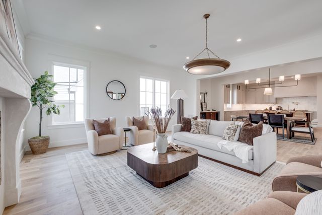 332 Kelly Glenn Ct, Brentwood, TN 37027