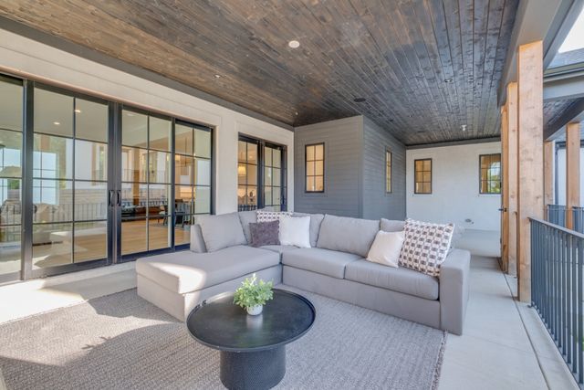 332 Kelly Glenn Ct, Brentwood, TN 37027