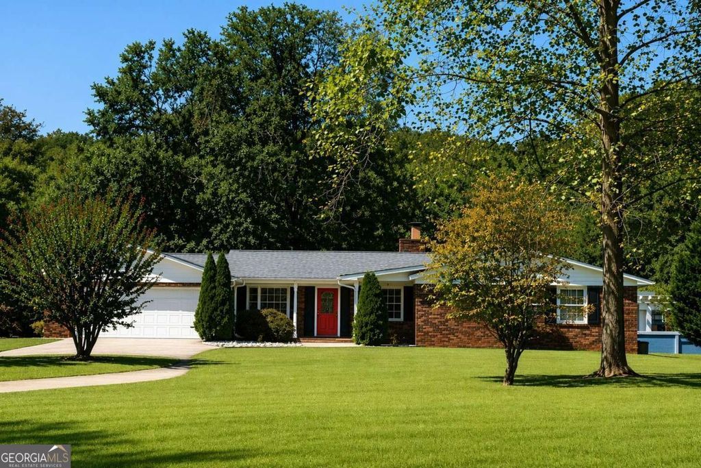 2100 Rays Church Road, Bishop, GA 30621
