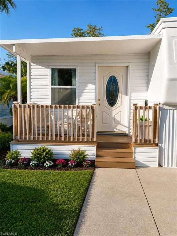 158 Cheetah DR 158, NAPLES, FL 34114 — exterior