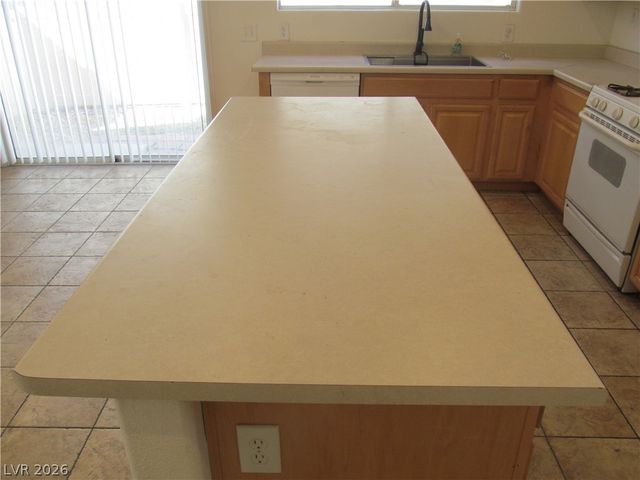 6776 Firewood Drive, Las Vegas, NV 89148