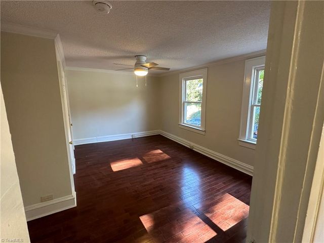 2093 Craig Street, Winston-salem, NC 27103