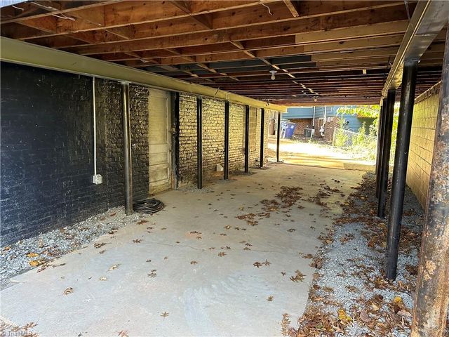 2093 Craig Street, Winston-salem, NC 27103