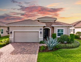 8695 SW Carrara Way, Port St. Lucie, Port St Lucie, FL 34987