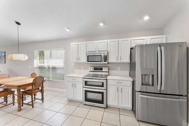 981 Delray Lakes Drive, Delray Beach, FL 33444