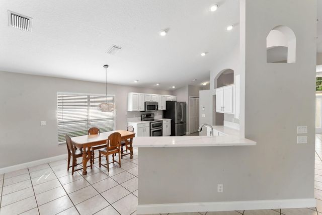 981 Delray Lakes Drive, Delray Beach, FL 33444