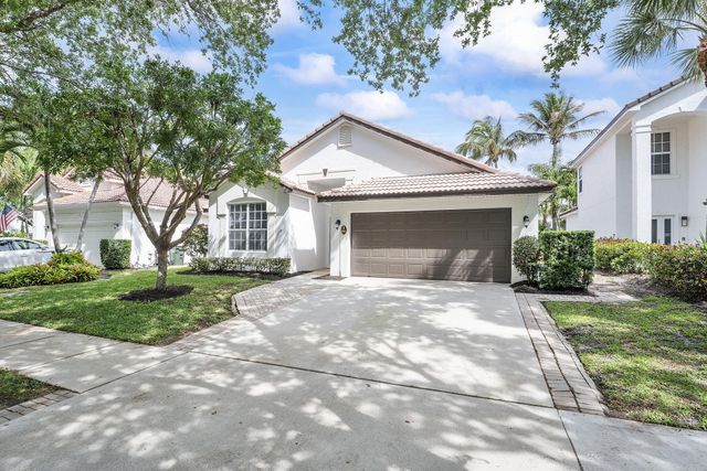 981 Delray Lakes Drive, Delray Beach, FL 33444