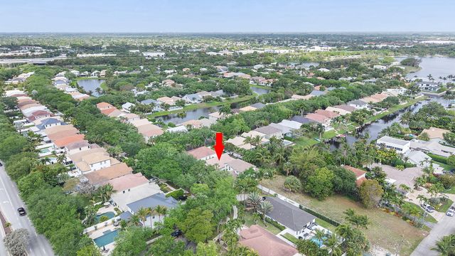 981 Delray Lakes Drive, Delray Beach, FL 33444