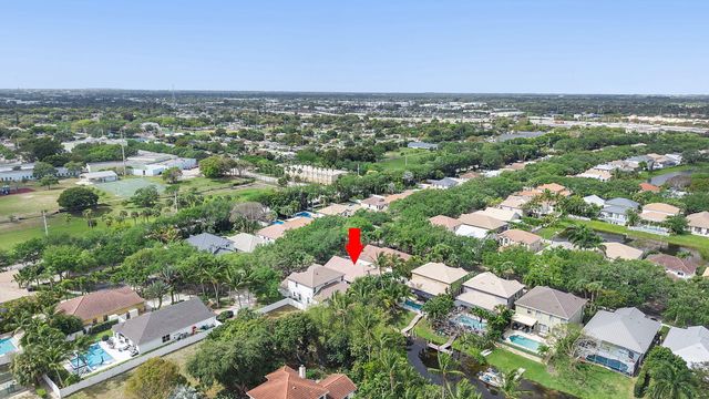 981 Delray Lakes Drive, Delray Beach, FL 33444
