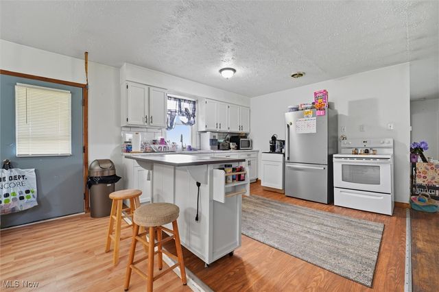 13137 Old State Road, Huntsburg, OH 44046