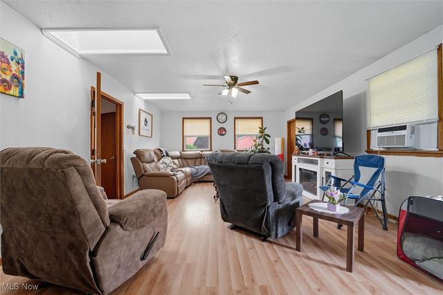 13137 Old State Road, Huntsburg, OH 44046