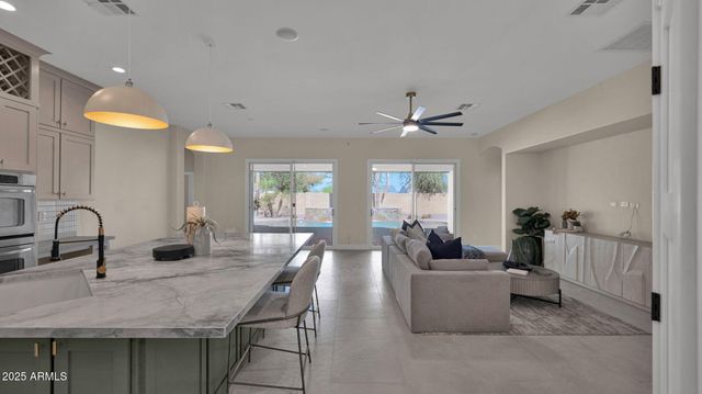 4060 E CANYON Way, Chandler, AZ 85249