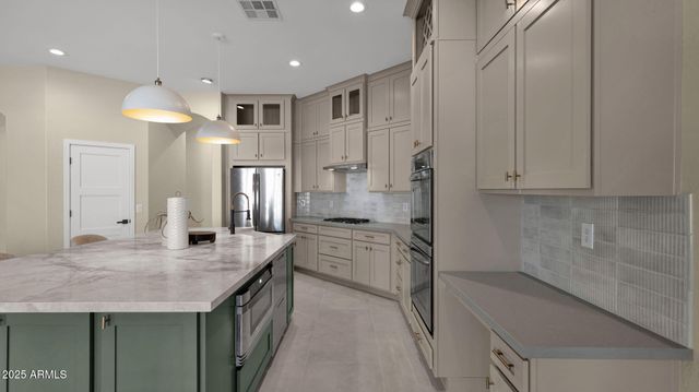 4060 E CANYON Way, Chandler, AZ 85249