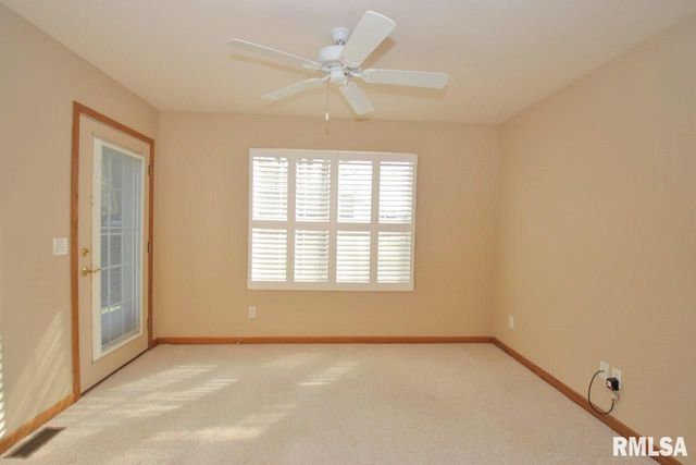 1424 FAIRVIEW Court, Pekin, IL 61554