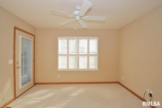 1424 FAIRVIEW Court, Pekin, IL 61554