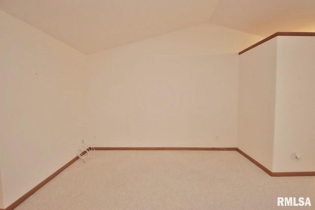 1424 FAIRVIEW Court, Pekin, IL 61554