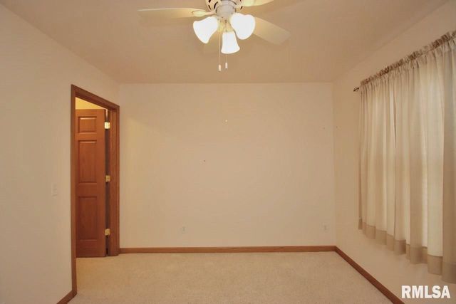 1424 FAIRVIEW Court, Pekin, IL 61554