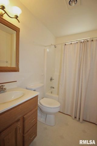 1424 FAIRVIEW Court, Pekin, IL 61554