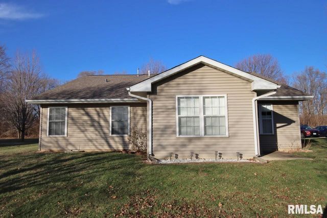 1424 FAIRVIEW Court, Pekin, IL 61554
