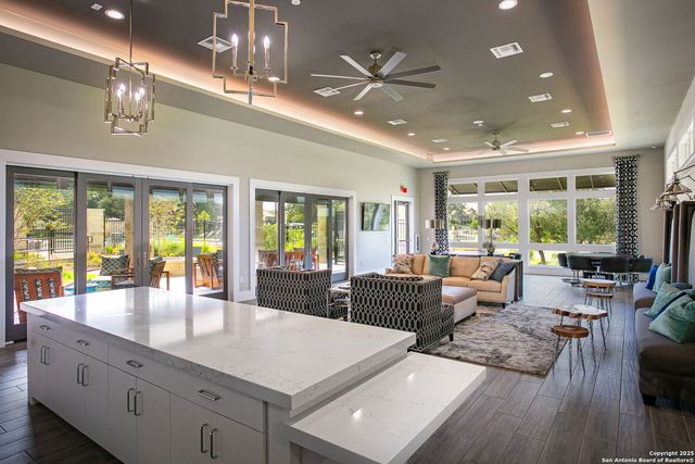 24718 Resort Pkwy, San Antonio, TX 78261