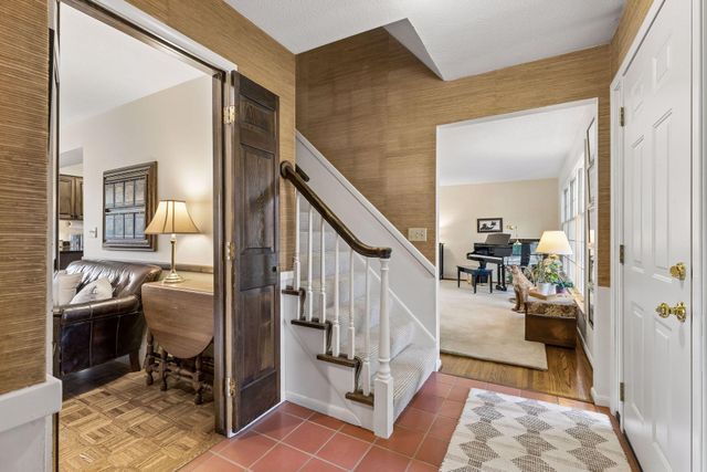 615 Narcissus Lane N, Plymouth, MN 55447