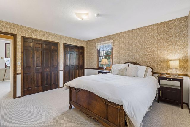 615 Narcissus Lane N, Plymouth, MN 55447