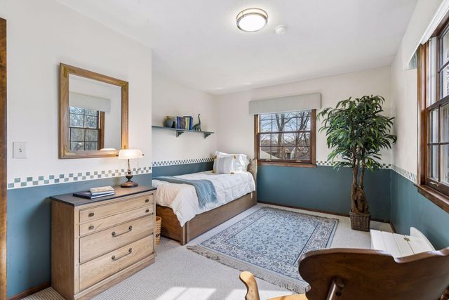 615 Narcissus Lane N, Plymouth, MN 55447