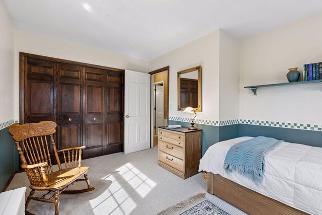 615 Narcissus Lane N, Plymouth, MN 55447