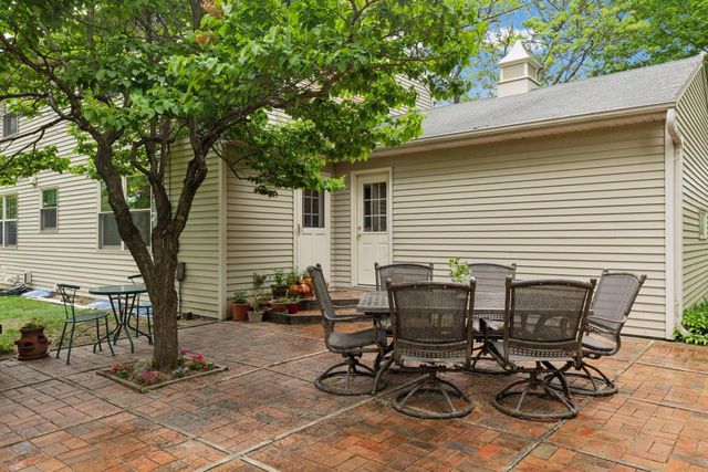 615 Narcissus Lane N, Plymouth, MN 55447