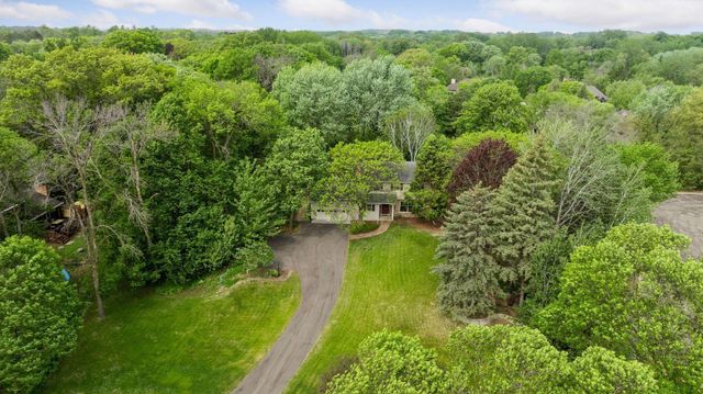 615 Narcissus Lane N, Plymouth, MN 55447