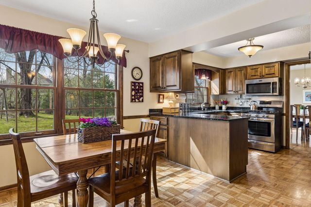 615 Narcissus Lane N, Plymouth, MN 55447